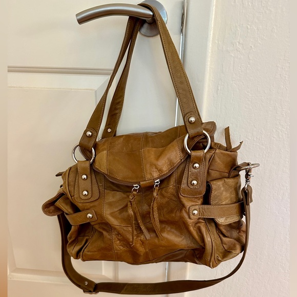 Jesslyn Blake Leather Weekend Bag - Picture 1 of 12